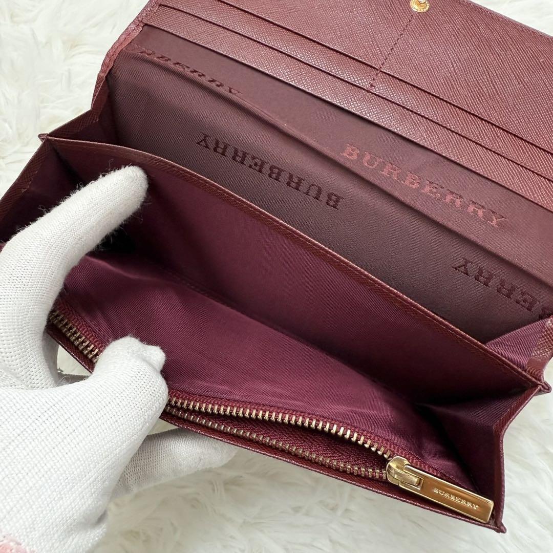 【人気】BURBERRY バーバリー　長財布　ノバチェック　レザー　シャドー　赤