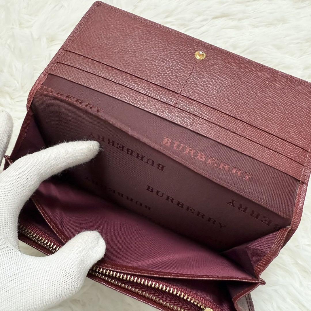 【人気】BURBERRY バーバリー　長財布　ノバチェック　レザー　シャドー　赤