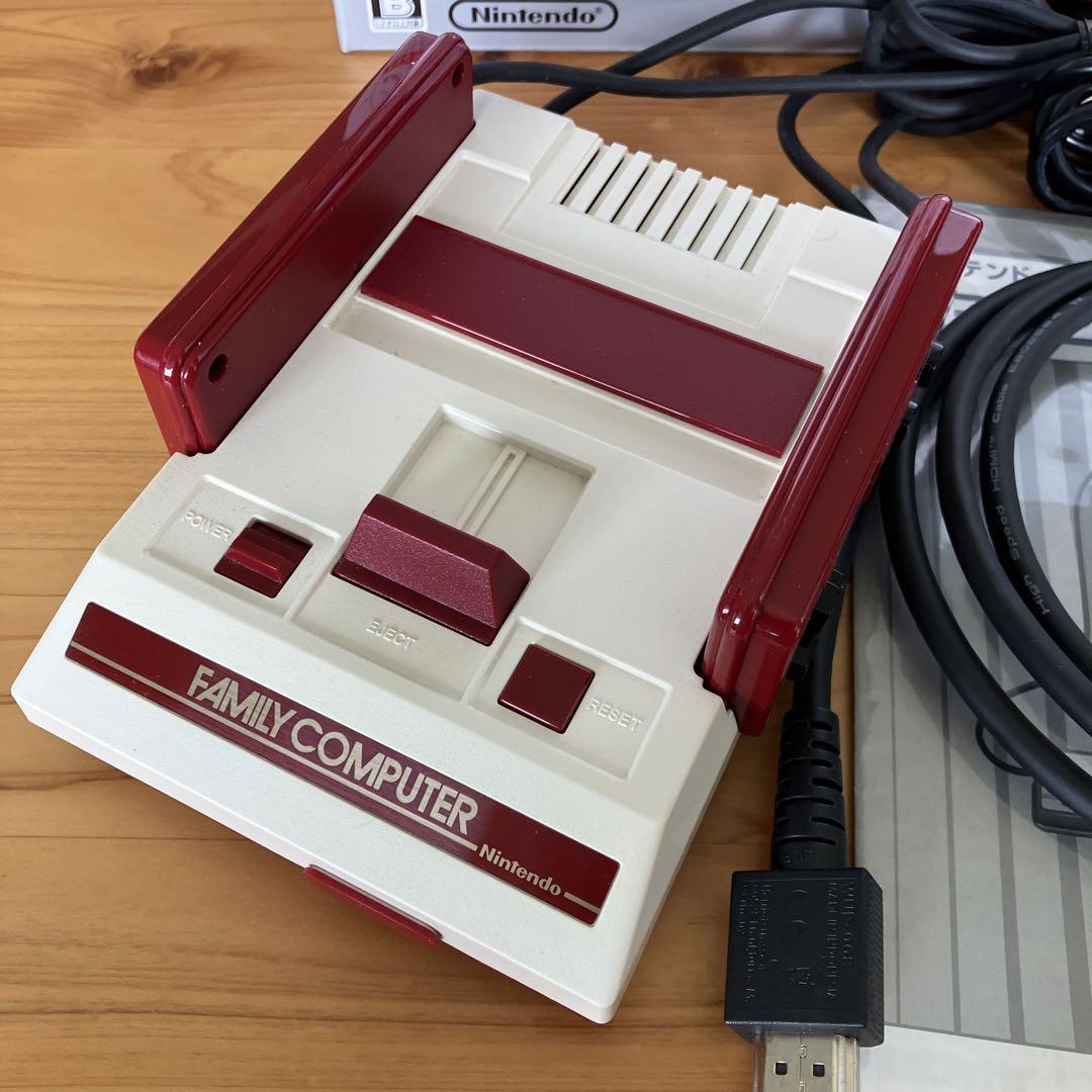 【USED】Nintendo ニンテンドークラシックミニ ファミリーコンピュータ