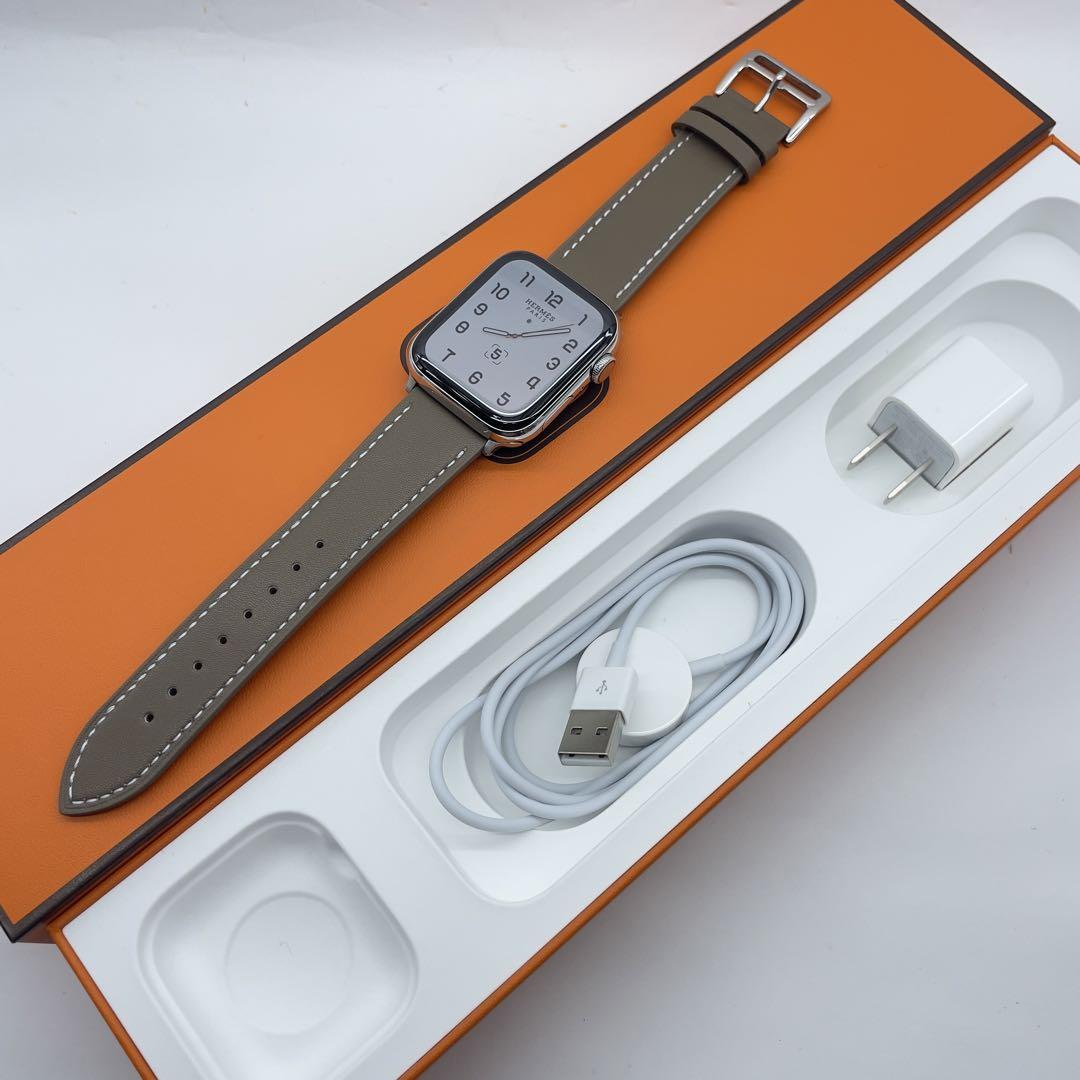 1306 Apple Watch HERMES シリーズ4 エルメス　アップル