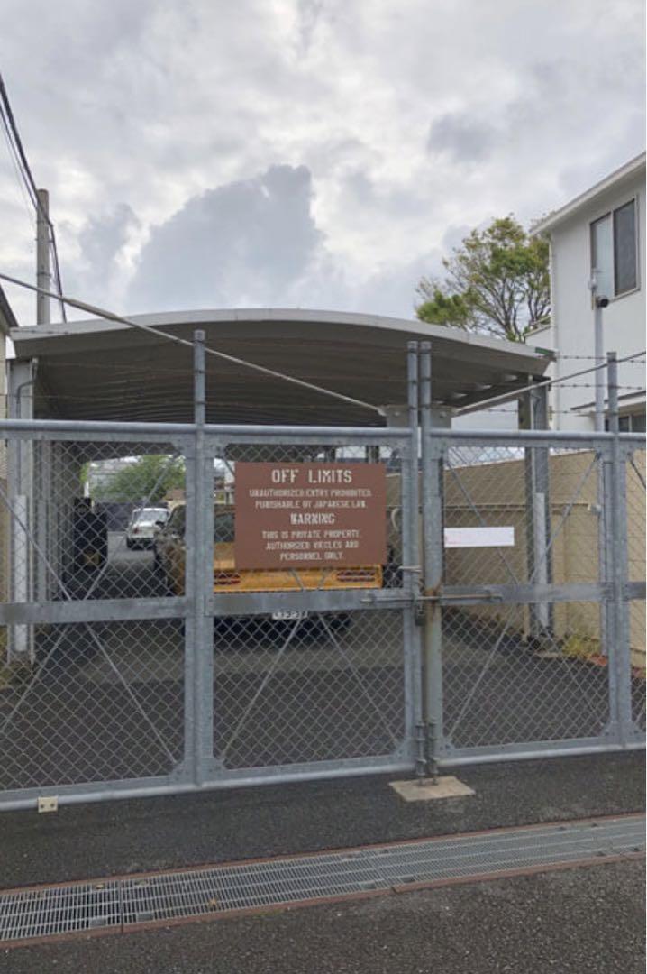 新品ビックサイズ世田谷ベース 蓄光看板 OFF LIMITS アメリカ雑貨
