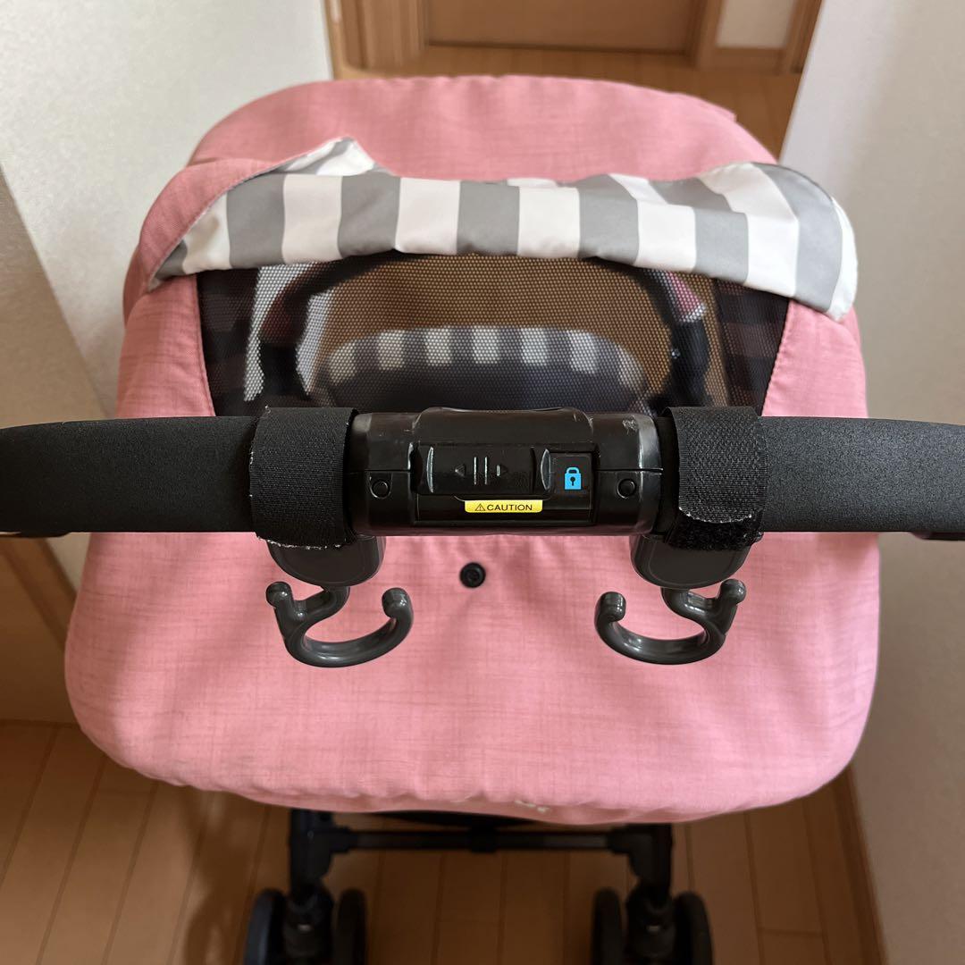 ピンク