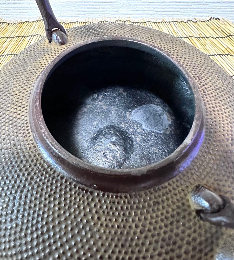 未使用品 敬典工房正寿堂山正 人間国宝髙橋敬典作 独楽型 南部鉄瓶 南部鉄器 未使用品 敬典工房正寿堂山正 人間国宝髙橋敬典作 独楽型 南部鉄瓶 南部鉄器