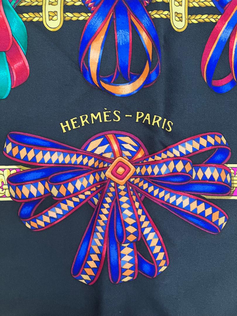 ◇HERMES エルメス カレ90 馬のリボン飾り シルク スカーフ