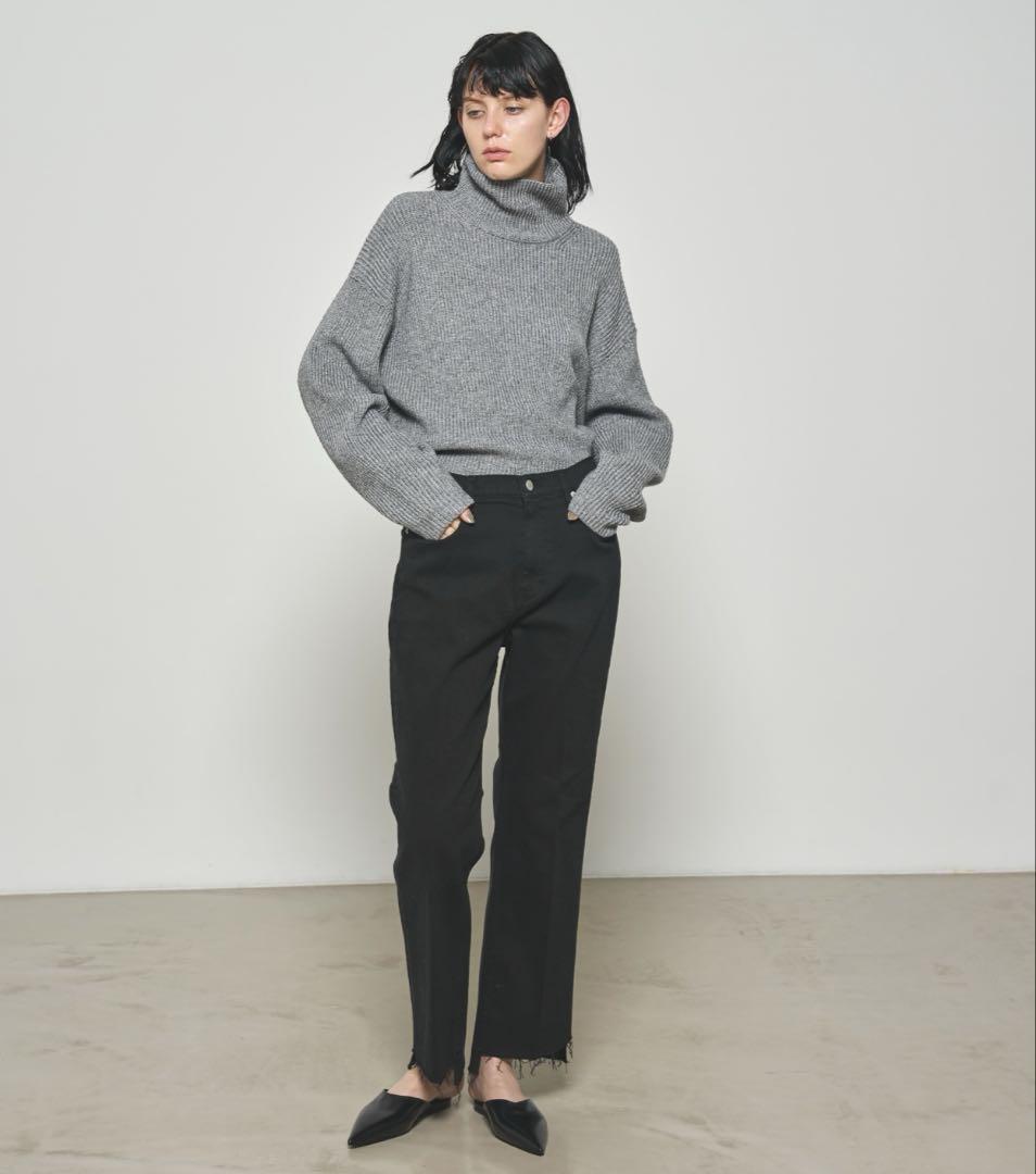 大人気 N.O.R.C ハイライズストレートカットオフデニム クロップド 黒