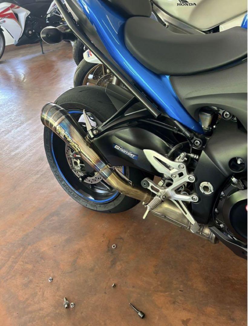 gsx-s1000f LCI製マフラー スリップオンマフラー
