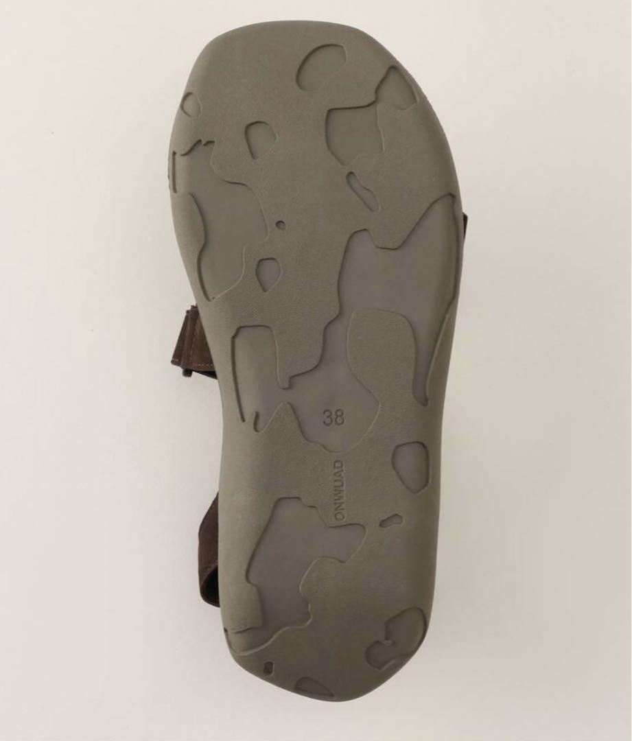 【ONWUAD / オンウァッド） CROSS BELT SANDAL