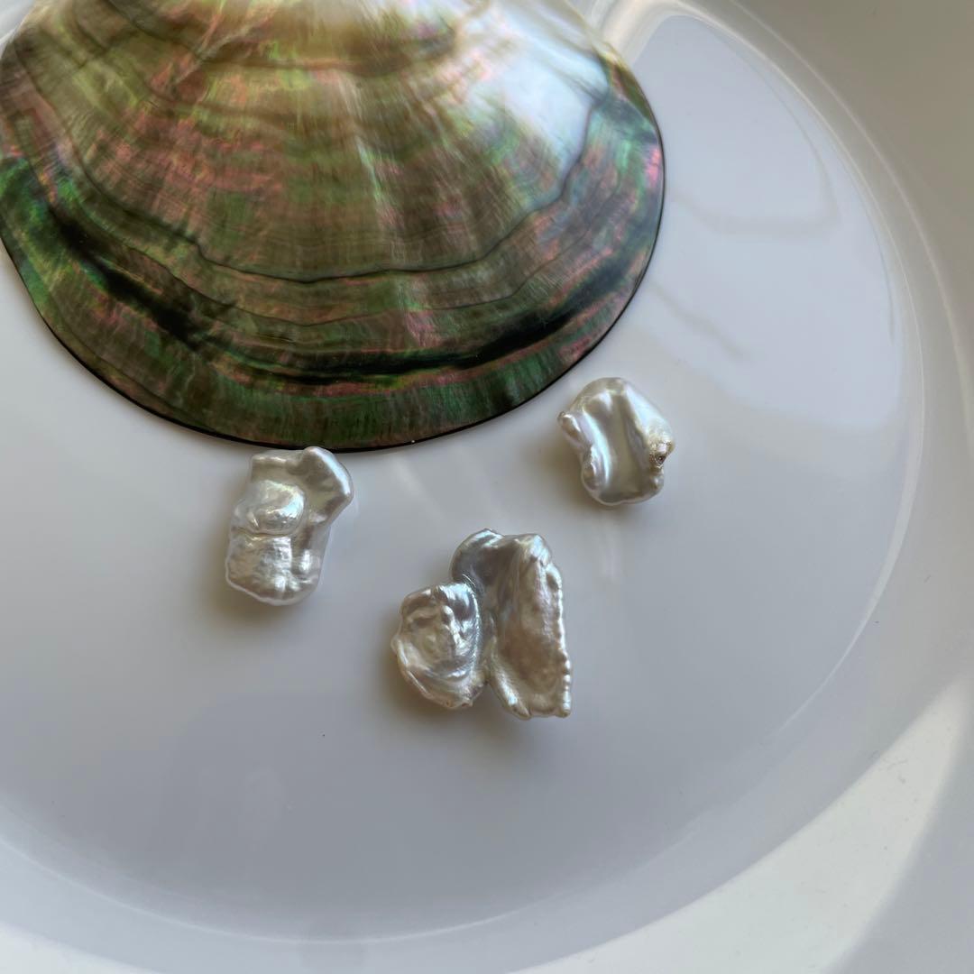 天然淡水パール　バロック　ケシ　花びら　天然色　ハンドメイドパーツ　ペタル 天然淡水パール バロック 花びら 無核 天然色 ネックレス ハンドメイド