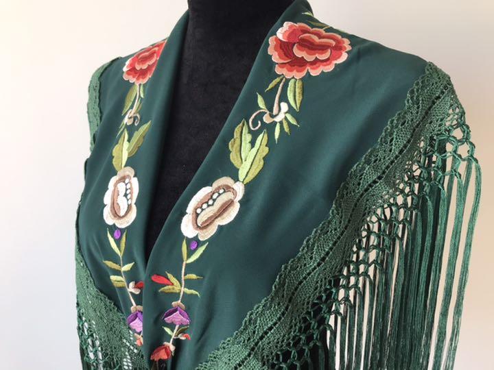 最新発見 新色☆刺繍】フラメンコ マントンシージョ 刺繍 ダークグリーン 2way フラメンコ