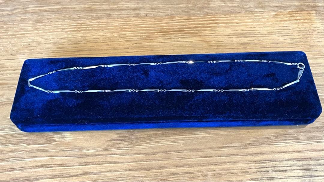 プラチナのネックレス