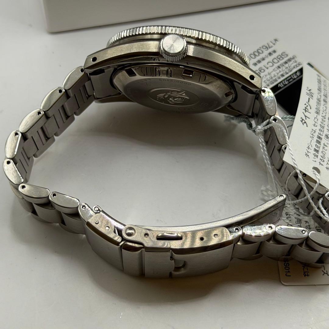 【新品未使用】セイコー SBDC195 6R55-00G0 箱付 自動巻 【新品未使用】セイコー SBDC195 6R55-00G0 箱付 自動巻