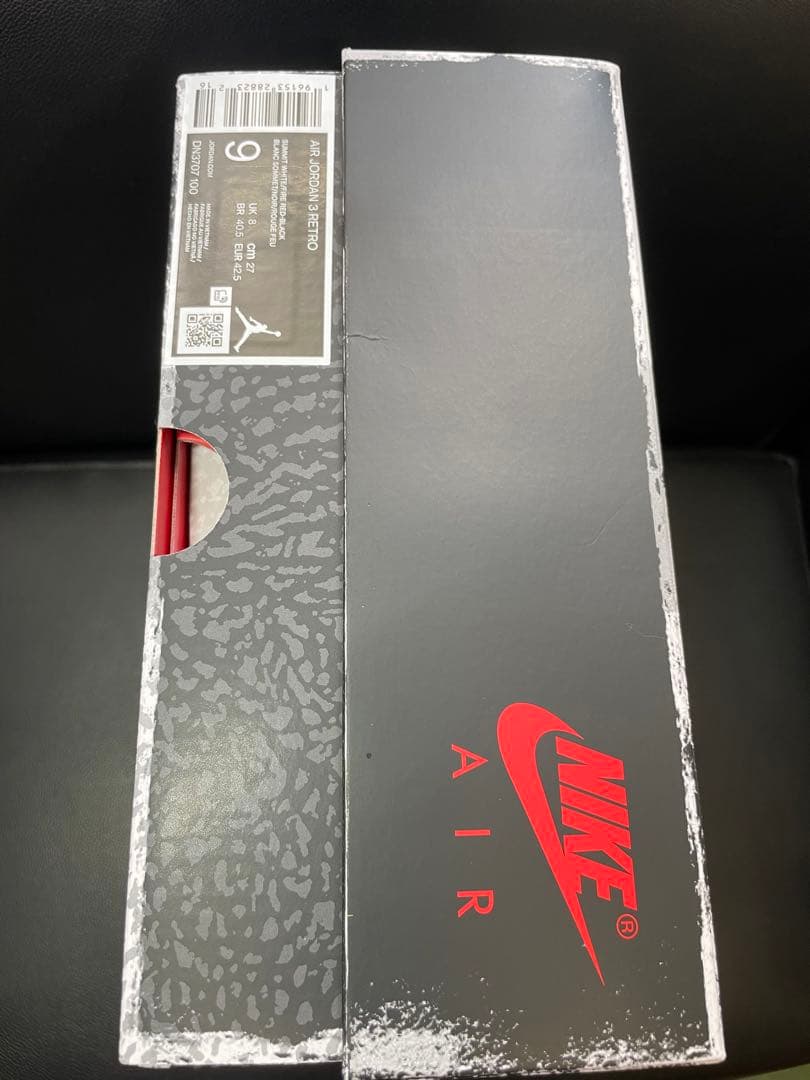 ナイキ エアジョーダン3 レトロ ホワイト セメント リイマジンド ナイキ