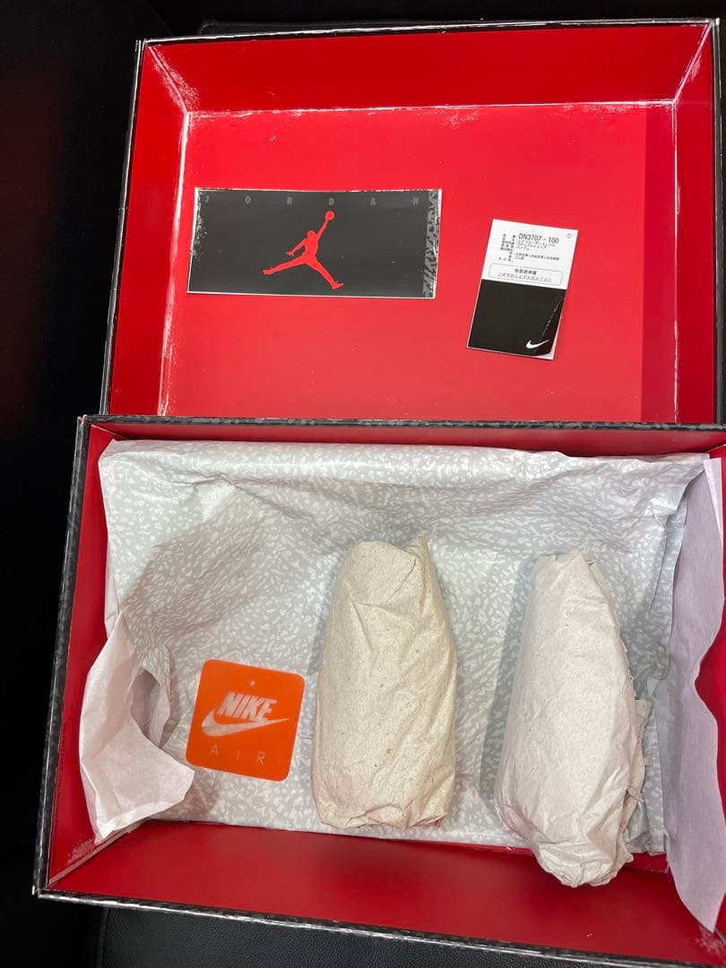 ナイキ エアジョーダン3 レトロ ホワイト セメント リイマジンド ナイキ