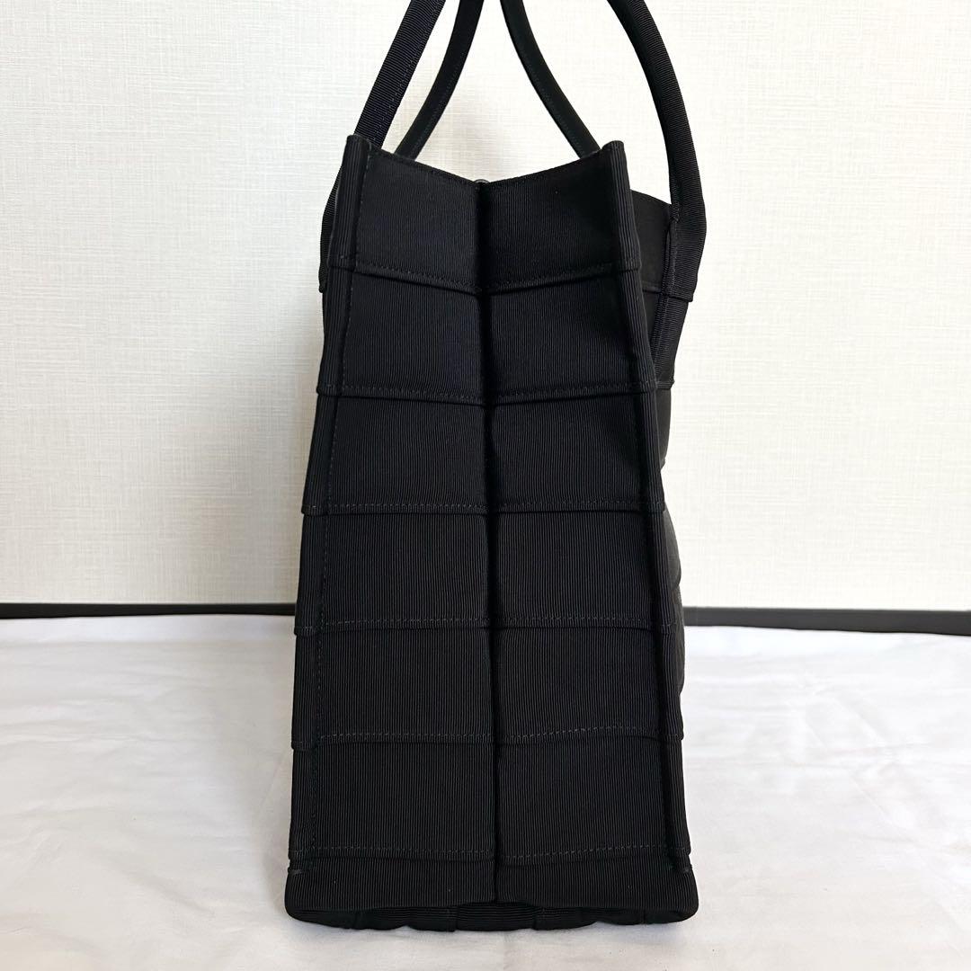 ■極美品■フェラガモ　ビッグトートバッグ　ブラック　キャンバス　レザー □極美品□フェラガモ ビッグトートバッグ ブラック キャンバス