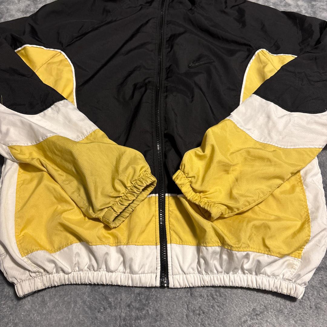 90s NIKE ナイロンジャケット カーキ Lサイズ 値引きOK 1点物◇ナイキNIKE緑ナイロンジャケット古着メンズLレディースOK