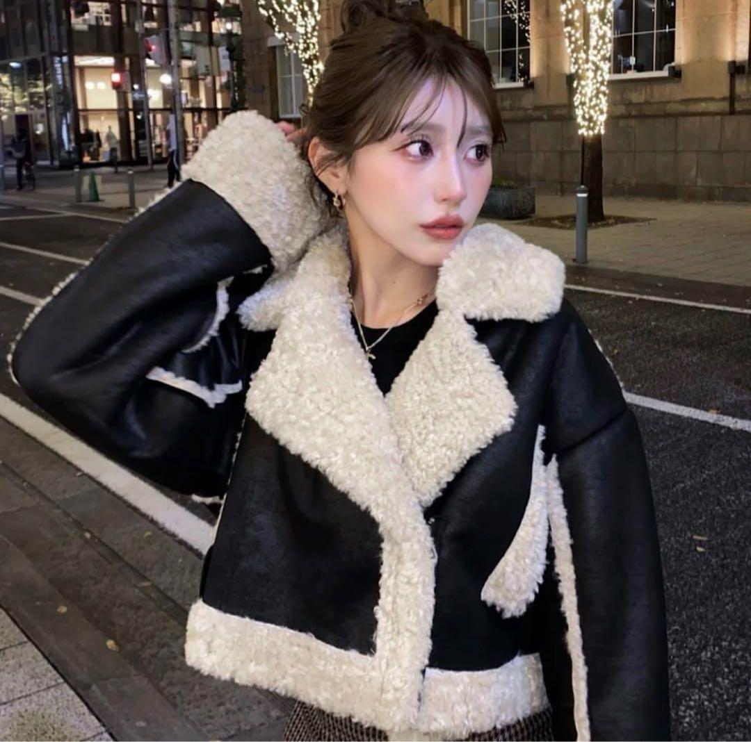 DIANTE CROPPED BOA MOUTON JACKET