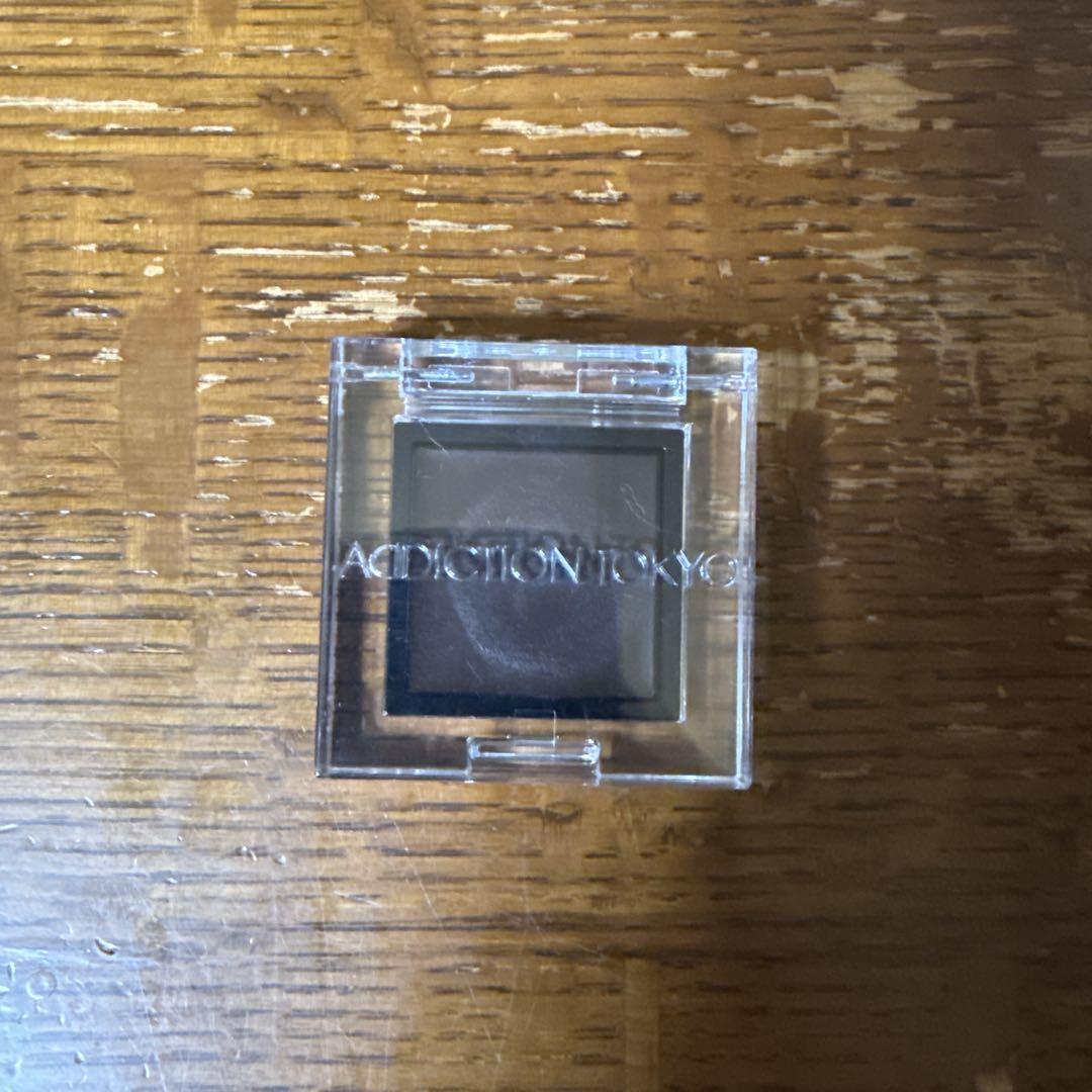 アディクションザアイシャドウマルチティント005T Hidden Brown