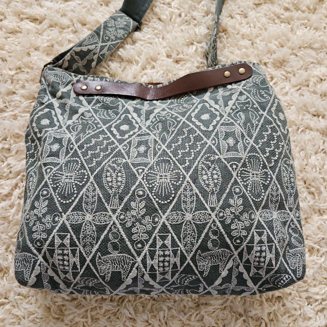 ショルダーバッグ ハンドメイド目立った傷や汚れなし