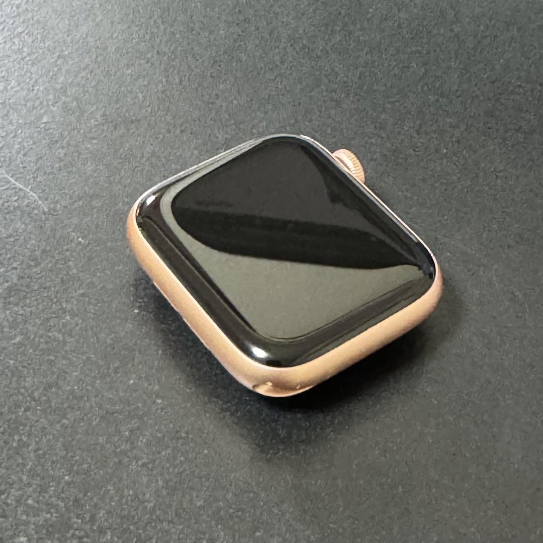 Apple Watch Series 4(GPSモデル) 44mm pink 画像2