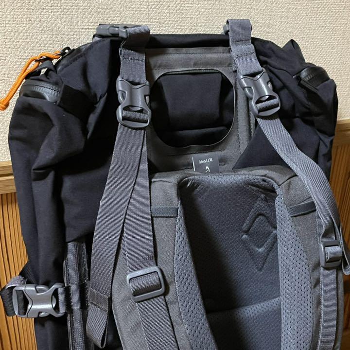 しています⋱ 新品未使用 50 L ブラック 登山 64orI-m75246342152 ミステリーランチ テラフレーム 3ジップ ーボトルポ