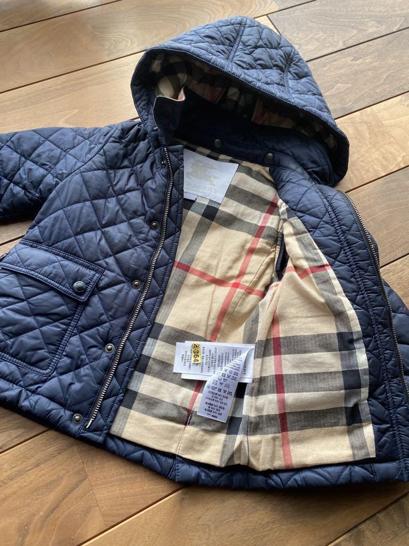美品 BURBERRYネイビー キルティングジャケット フード付き