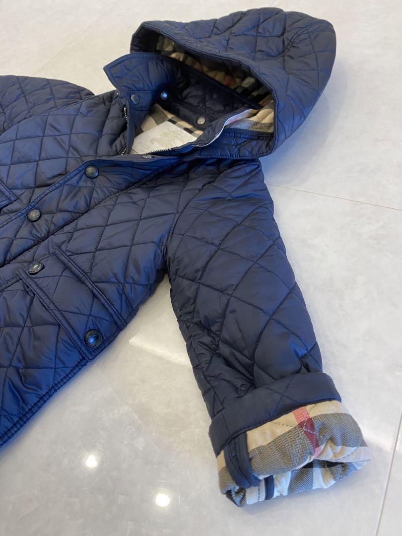 美品 BURBERRYネイビー キルティングジャケット フード付き