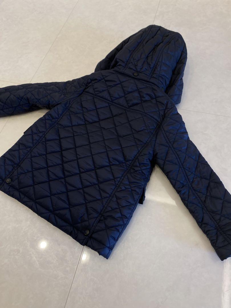 美品 BURBERRYネイビー キルティングジャケット フード付き
