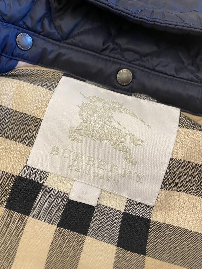 美品 BURBERRYネイビー キルティングジャケット フード付き
