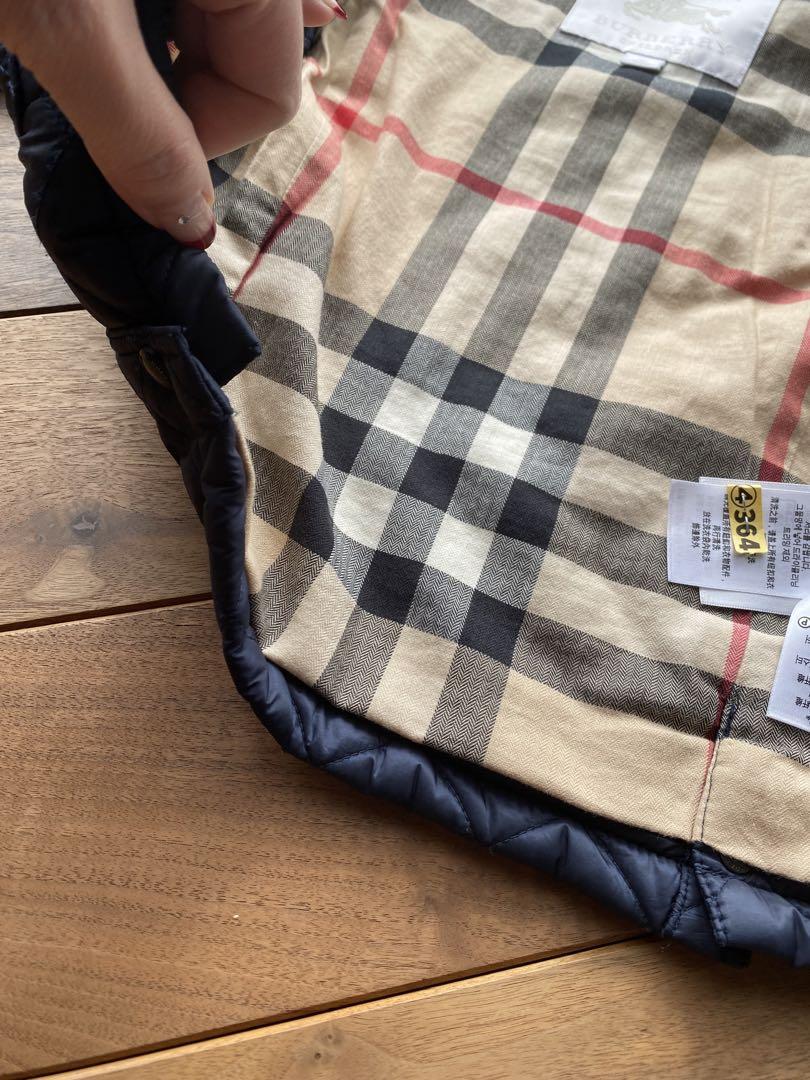 美品 BURBERRYネイビー キルティングジャケット フード付き