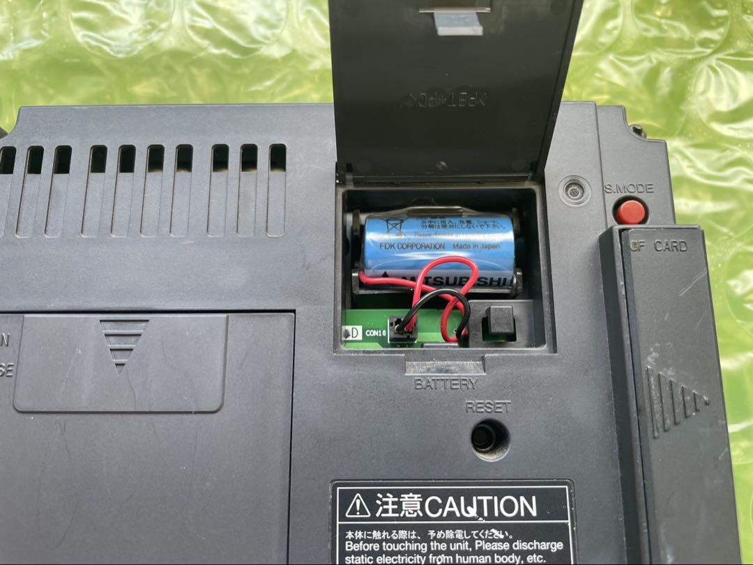 三菱製　TFTタッチパネル　GT1675M-VTBA