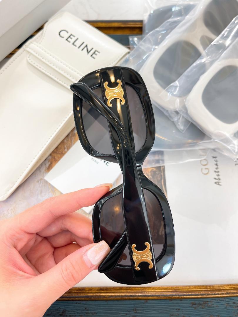 CELINE ブラック ラウンドサングラス ケース付き CELINE ブラックラウンドサングラス ケース付き - メルカリ