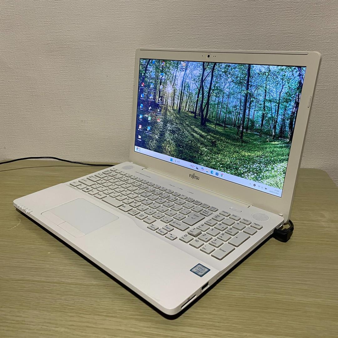 爆速 Corei7 SSD256GB 8GB ノートPC Office富士通