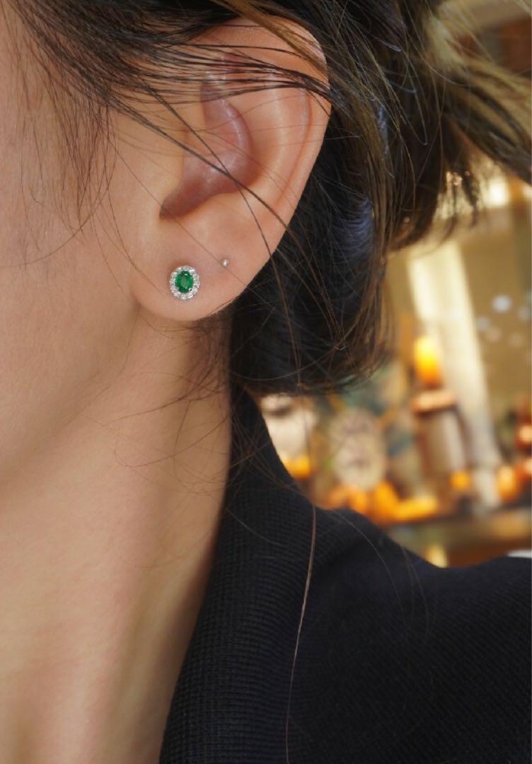 ▼ 天然ダイヤモンド付きエメラルドピアスk18 シンプルビジューピアス