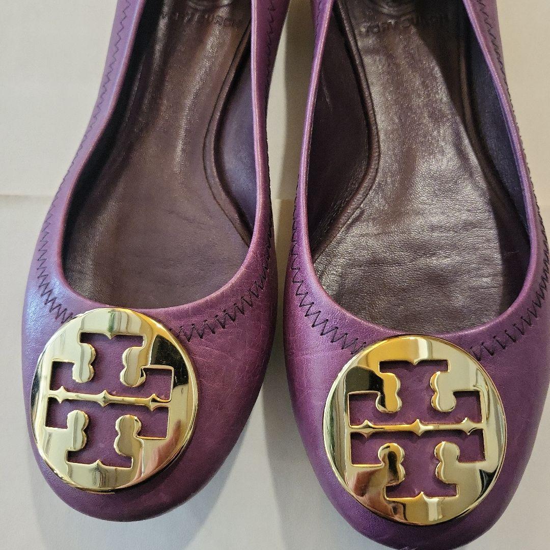 Tory Burch パープルレザー フラットシューズ