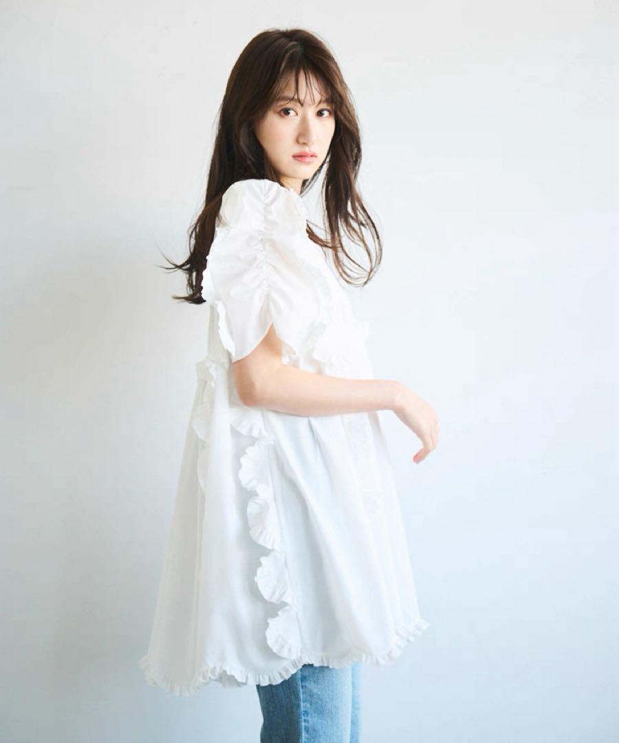 【美品】COCODEAL フリルチュニック　ブラウス　半袖 COCODEAL ココディール フリルチュニック ブラウス 半袖 - メルカリ
