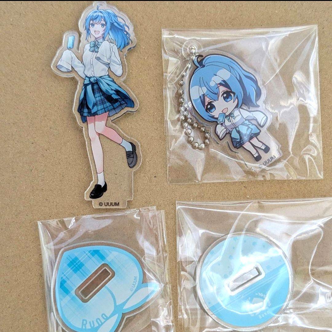 カラフルピーチ るな ファミマ アクリルスタンド キーホルダー