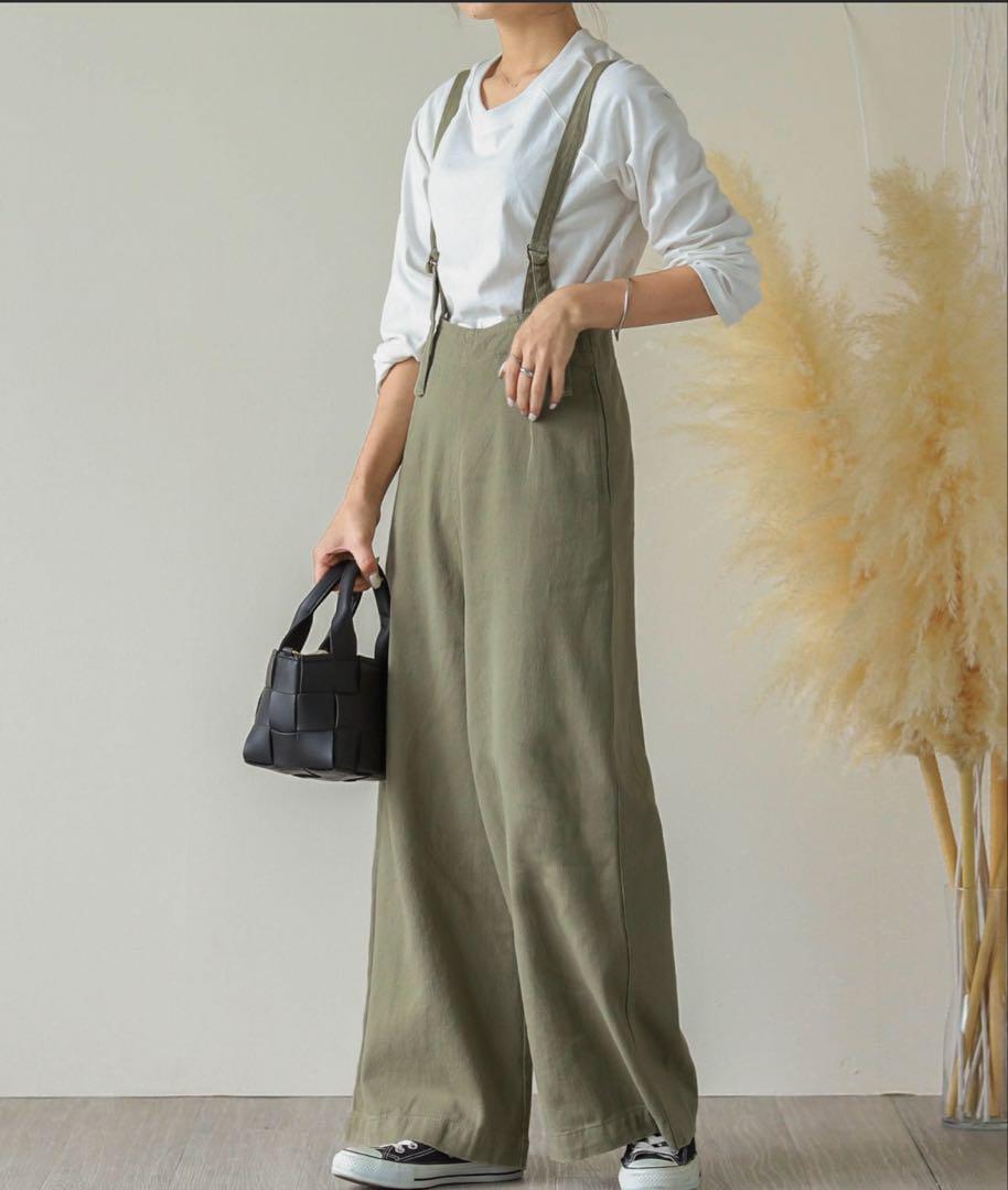 美品　オリーブグリーン サロペット ワイドレッグ オリーブグリーン サロペット ワイドレッグ - メルカリ