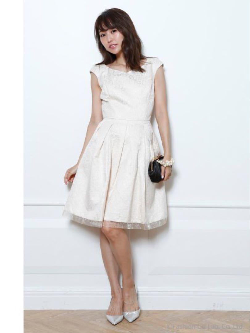 新品★アプワイザーリッシェのラメジャガードタックドレス★結婚式にパーティーに 新品☆アプワイザーリッシェのラメジャガードタックドレス☆結婚