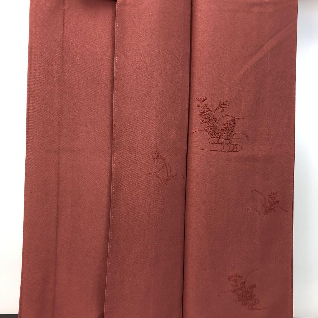MK-1643 色無地 相良刺繍 花模様 縮緬 濃蘇芳色