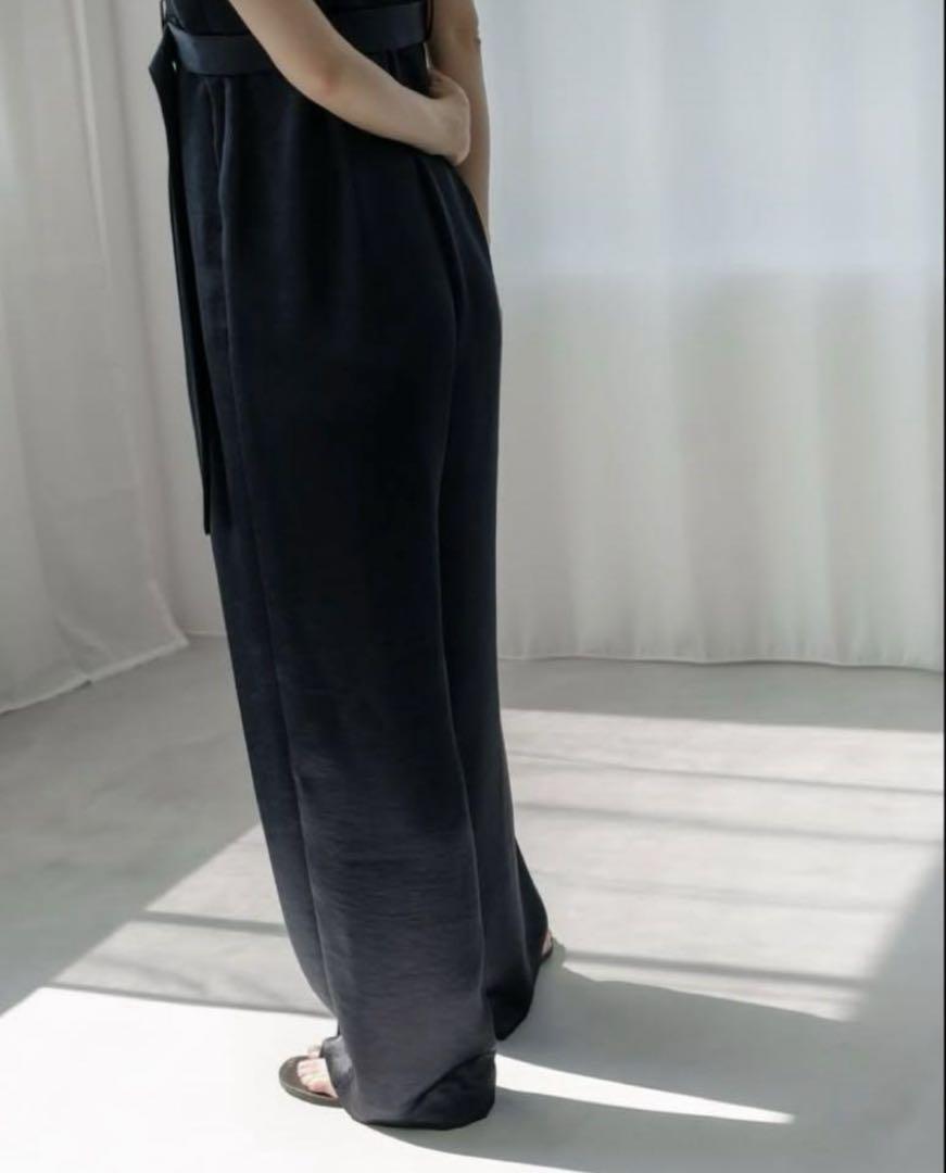 roughlow◇otona satin wide salopette ネイビー - メルカリ