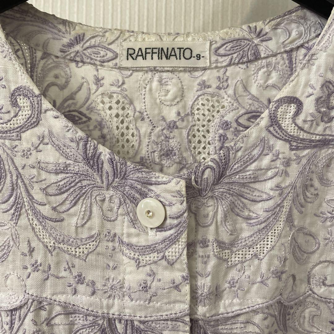 RAFFINATO 薄紫 花柄刺繍 半袖ブラウス　汕頭刺繍　手刺しゅう RAFFINATO 薄紫 花柄刺繍 半袖ブラウス 汕頭刺繍 手刺しゅう