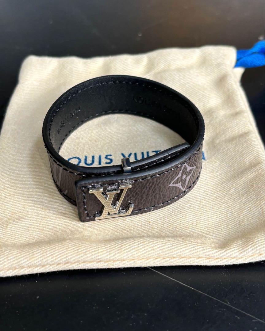 Louis Vuitton ブラック レザーバングル ブレスレット - メルカリ