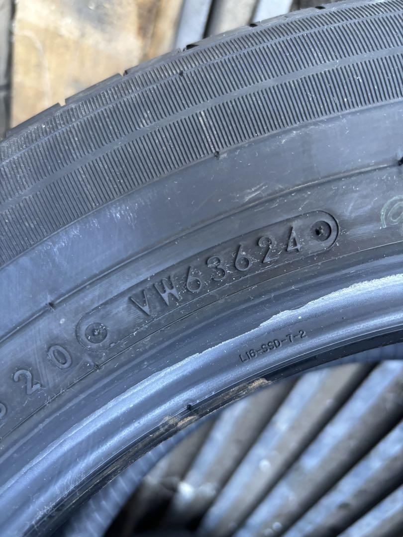 トメとジュリー TOYO TIRES 205/60R16 2本