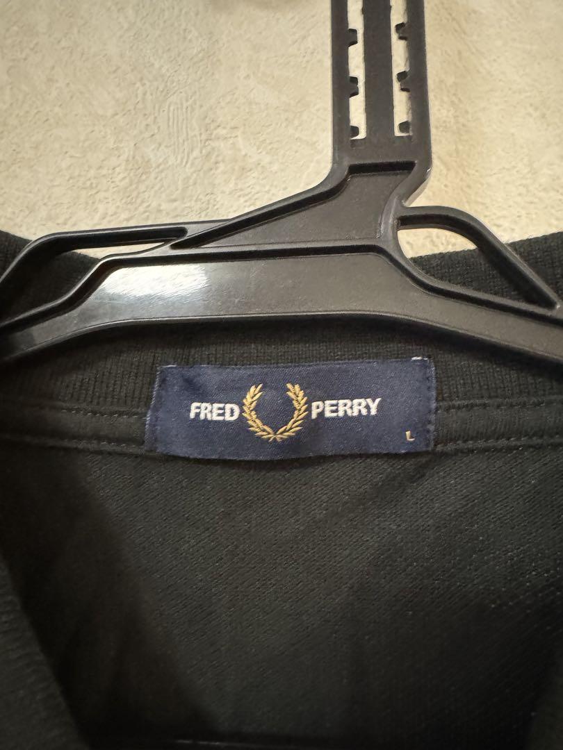FRED PERRY グリーン長袖ポロシャツ