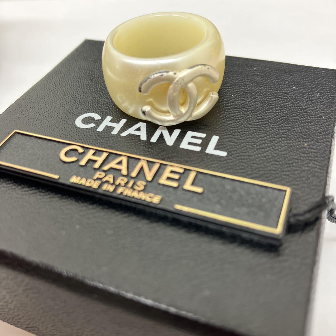 【ヴィンテージ】CHANELシャネルココマーク　樹脂プラスチックパール加工リング