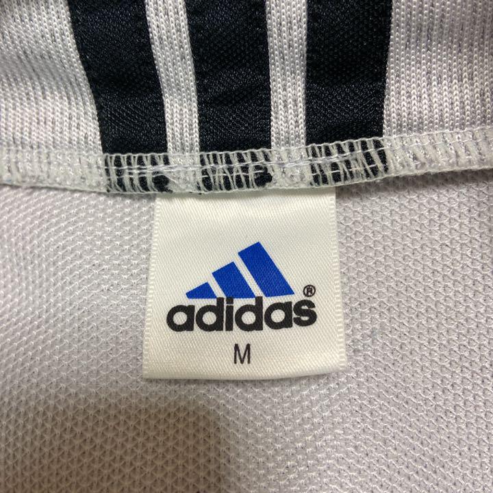 いでさらに デサント製 入手困難 常田 WH4QV-m75330487211 adidasシルバーグレー古着ワンポイント刺繍 れなし