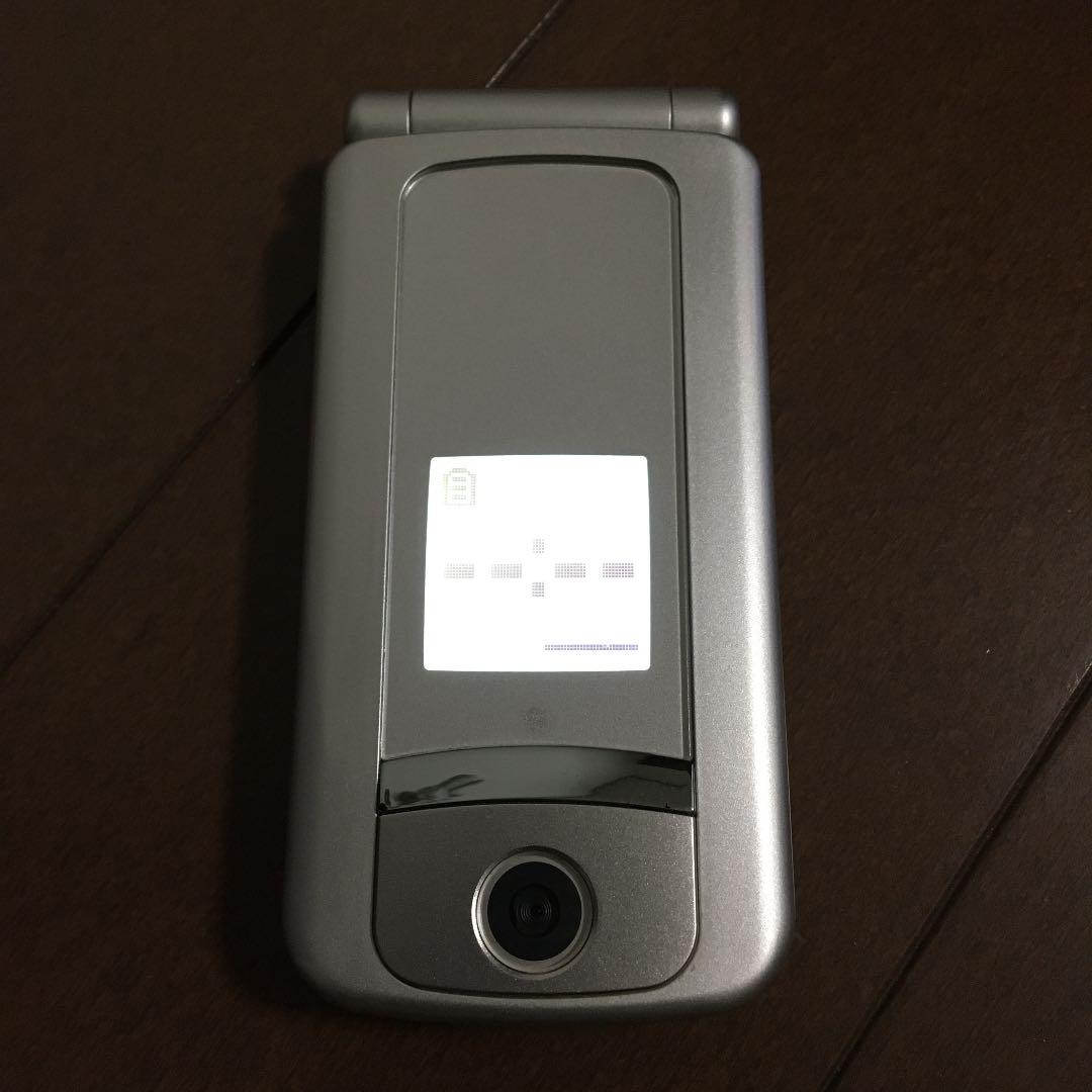 美品 ドコモ らくらくホン F883iES ガラケー m6w3012