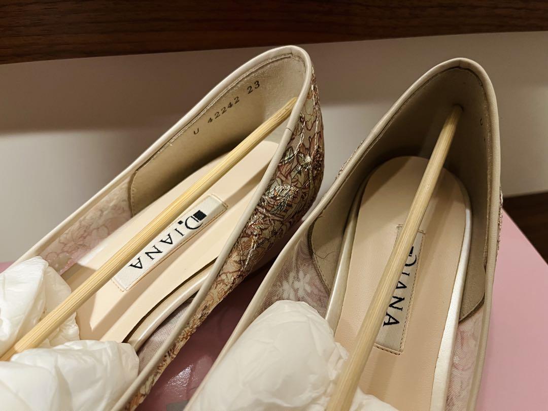 週末セール　新品未使用　DIANA 絵画シリーズ ミュシャ フラットパンプス