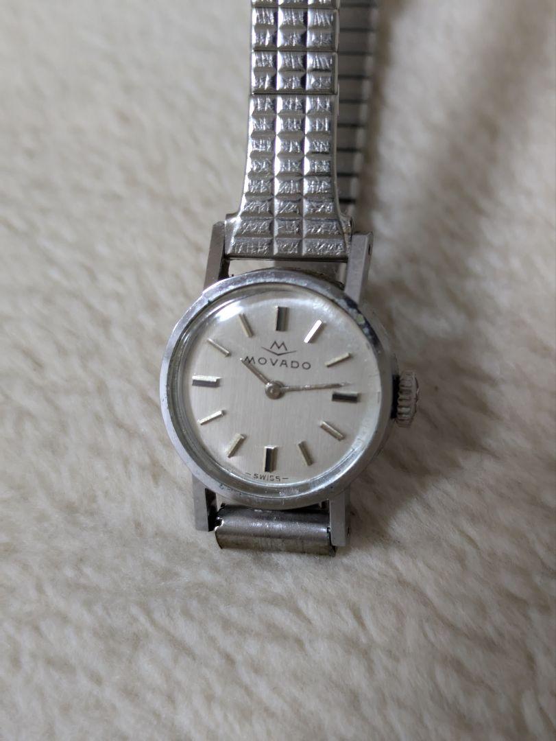 MOVADO 手巻き時計 シルバー