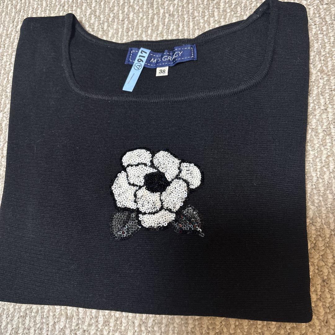 MS GRACY 黒 半袖ニット 38 スパンコール花刺繍 トップス